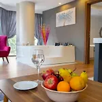 Hotel Parla *